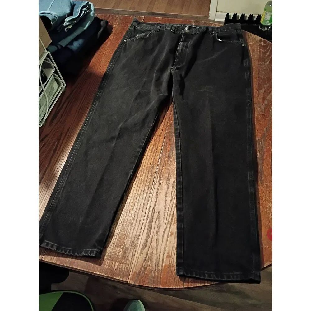 42x29 Wrangler Rugged Wear Black Denim Jeans Casual Pants w Pockets Belt Loops